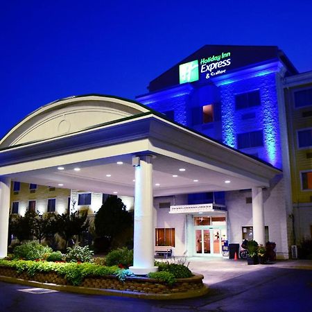 Holiday Inn Express Hotel & Suites Watertown - Thousand Islands By Ihg エクステリア 写真