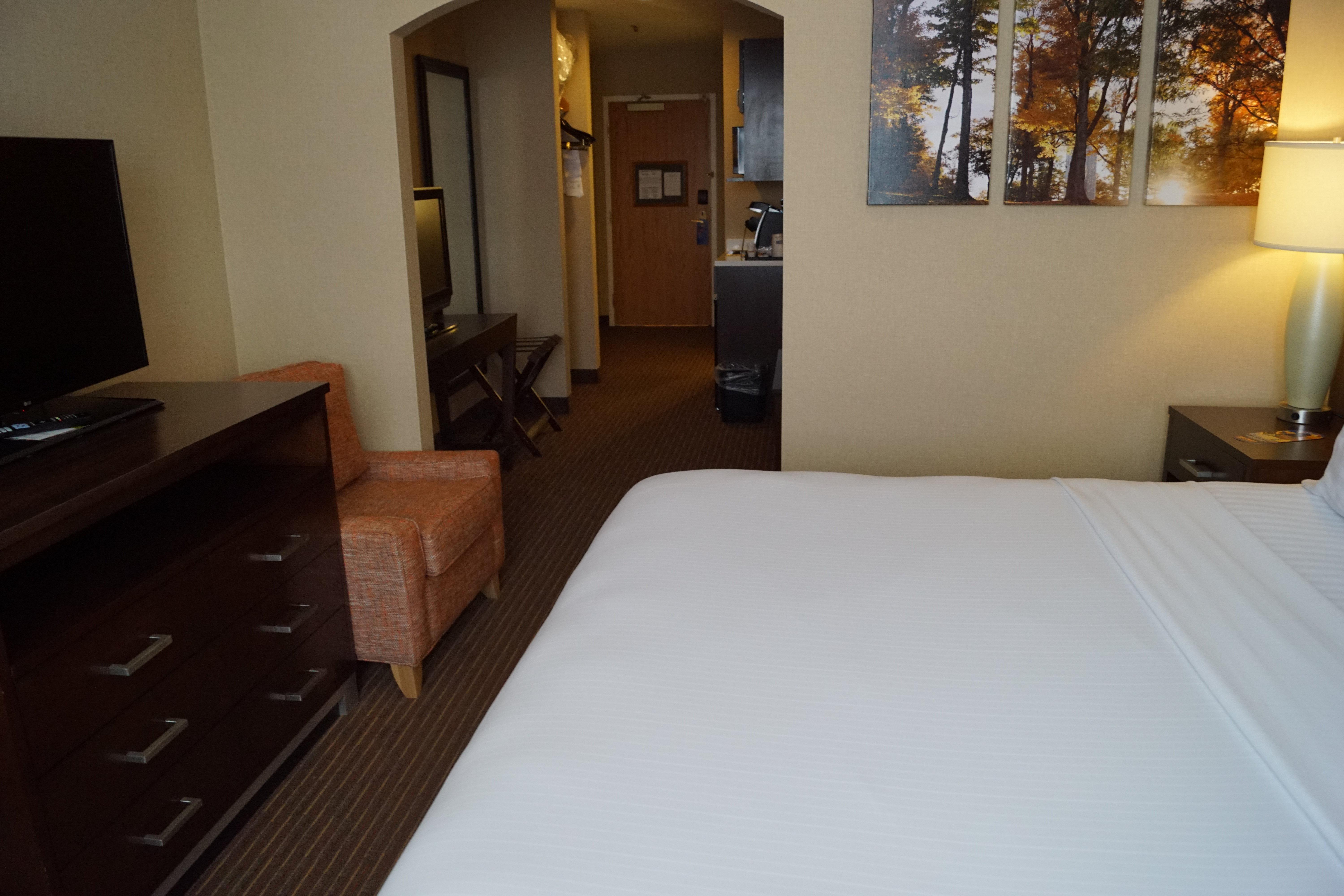 Holiday Inn Express Hotel & Suites Watertown - Thousand Islands By Ihg エクステリア 写真